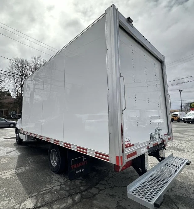2023 Mercedes-Benz VS30 Sprinter - Image 5 of 14