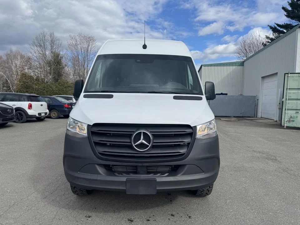 2023 Mercedes-Benz VS30 Sprinter - Image 2 of 20