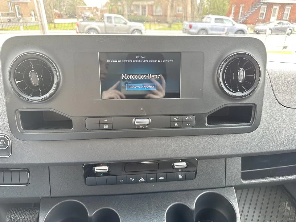 2023 Mercedes-Benz VS30 Sprinter - Image 12 of 14