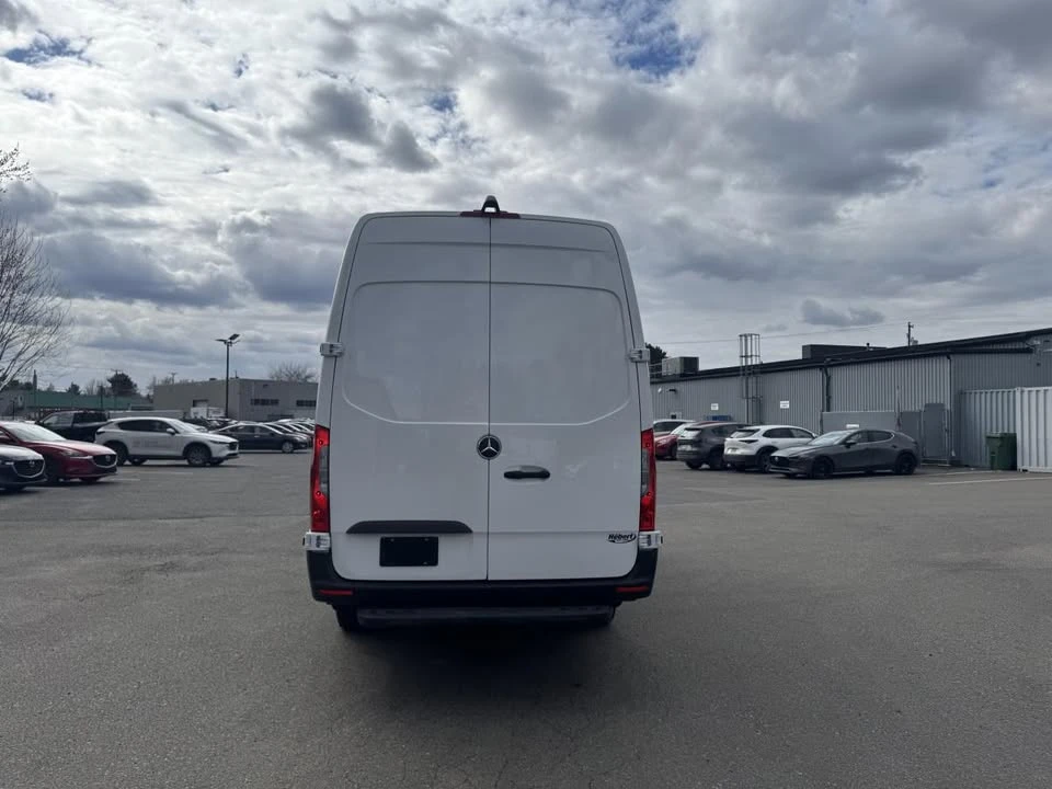 2023 Mercedes-Benz VS30 Sprinter - Image 5 of 20