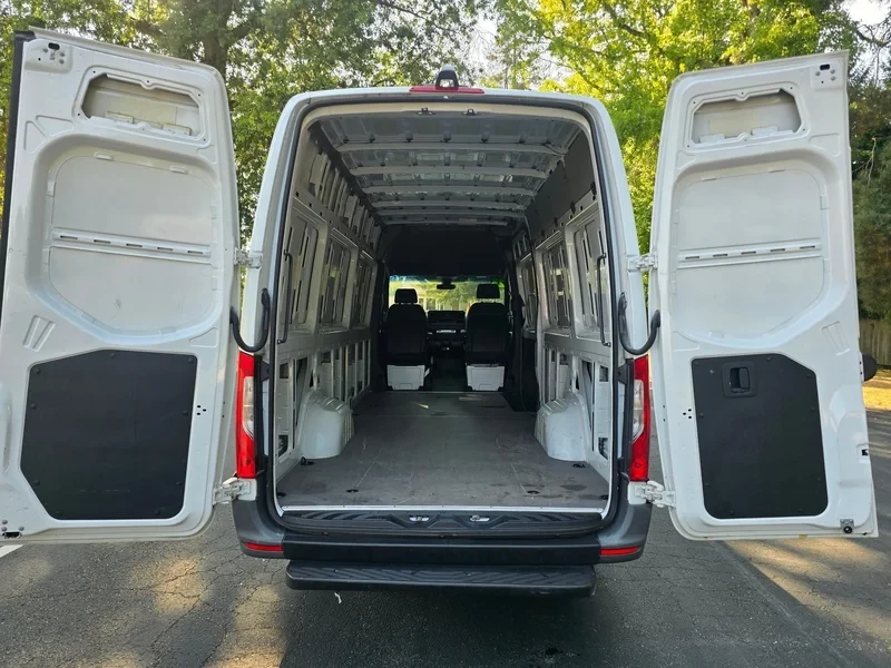 2023 Mercedes-Benz VS30 Sprinter - Image 15 of 20