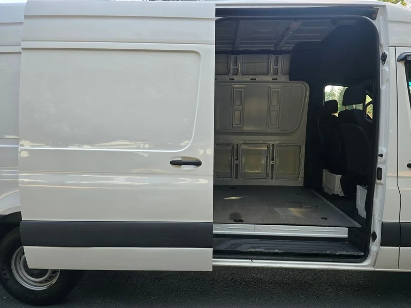 2023 Mercedes-Benz VS30 Sprinter - Image 13 of 20