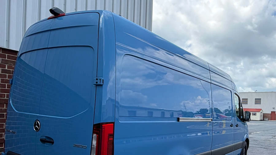 2023 Mercedes-Benz VS30 Sprinter - Image 3 of 9