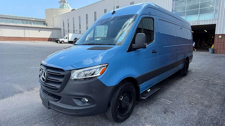 2023 Mercedes-Benz VS30 Sprinter - Image 6 of 9