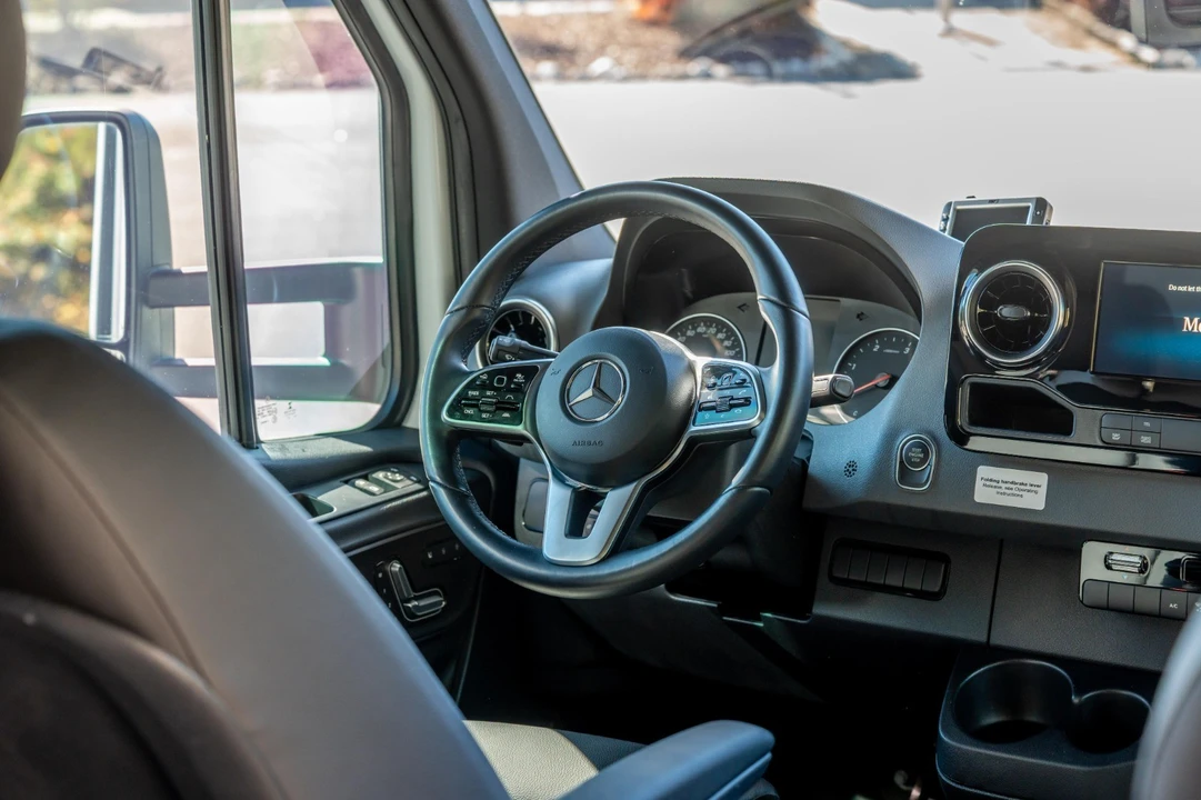 2023 Mercedes-Benz VS30 Sprinter - Image 20 of 21