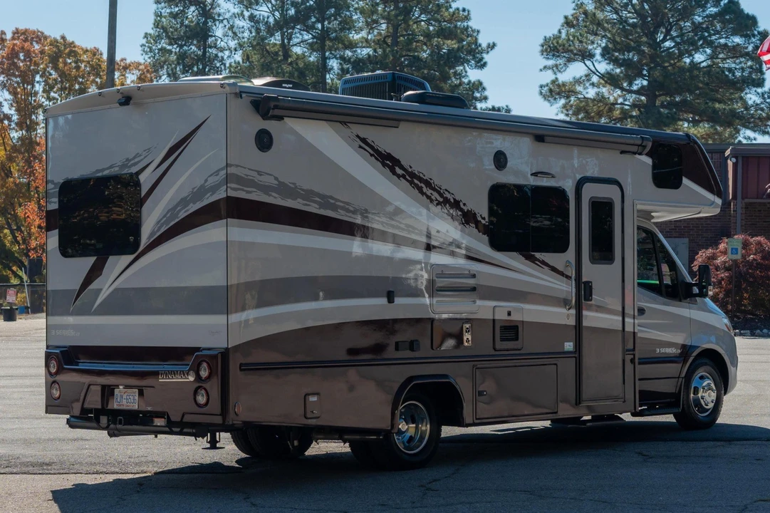 2023 Mercedes-Benz VS30 Sprinter - Image 4 of 21