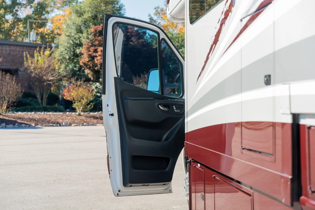 2023 Mercedes-Benz VS30 Sprinter - Image 20 of 21