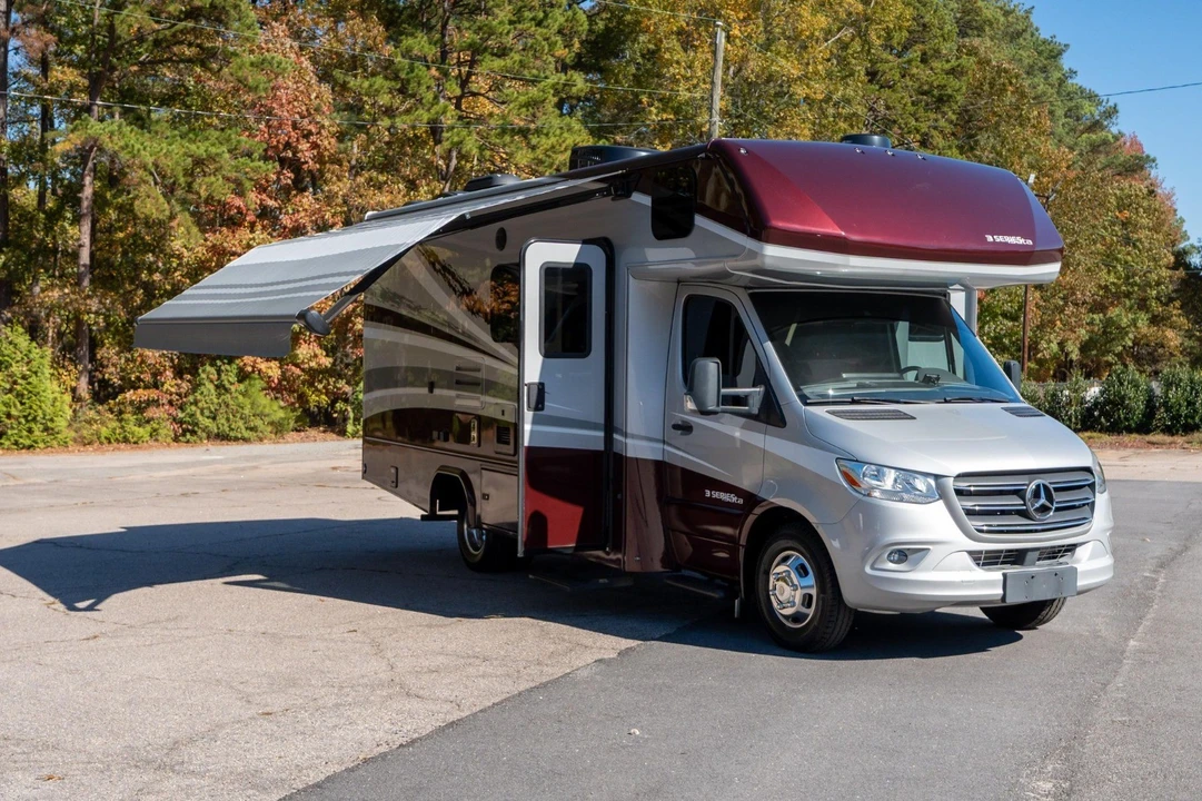 2023 Mercedes-Benz VS30 Sprinter - Image 16 of 21