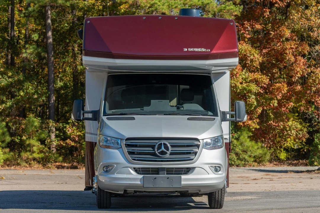 2023 Mercedes-Benz VS30 Sprinter - Image 8 of 21