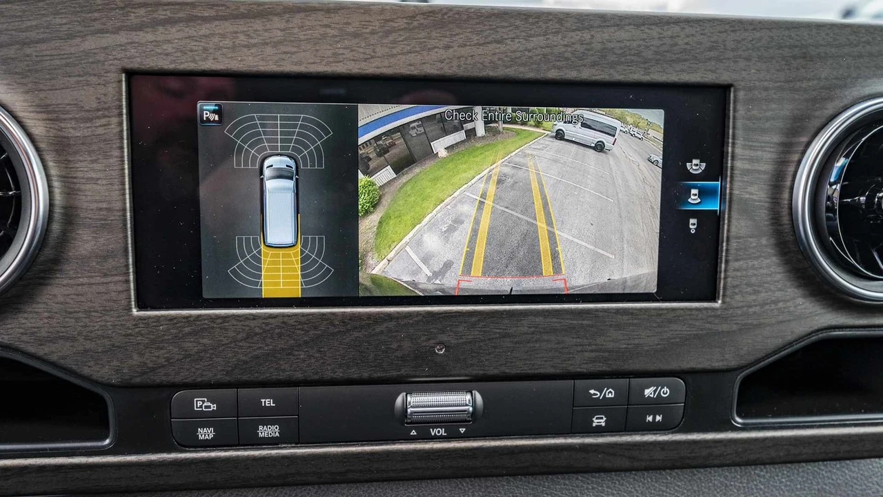 2023 Mercedes-Benz VS30 Sprinter - Image 19 of 19