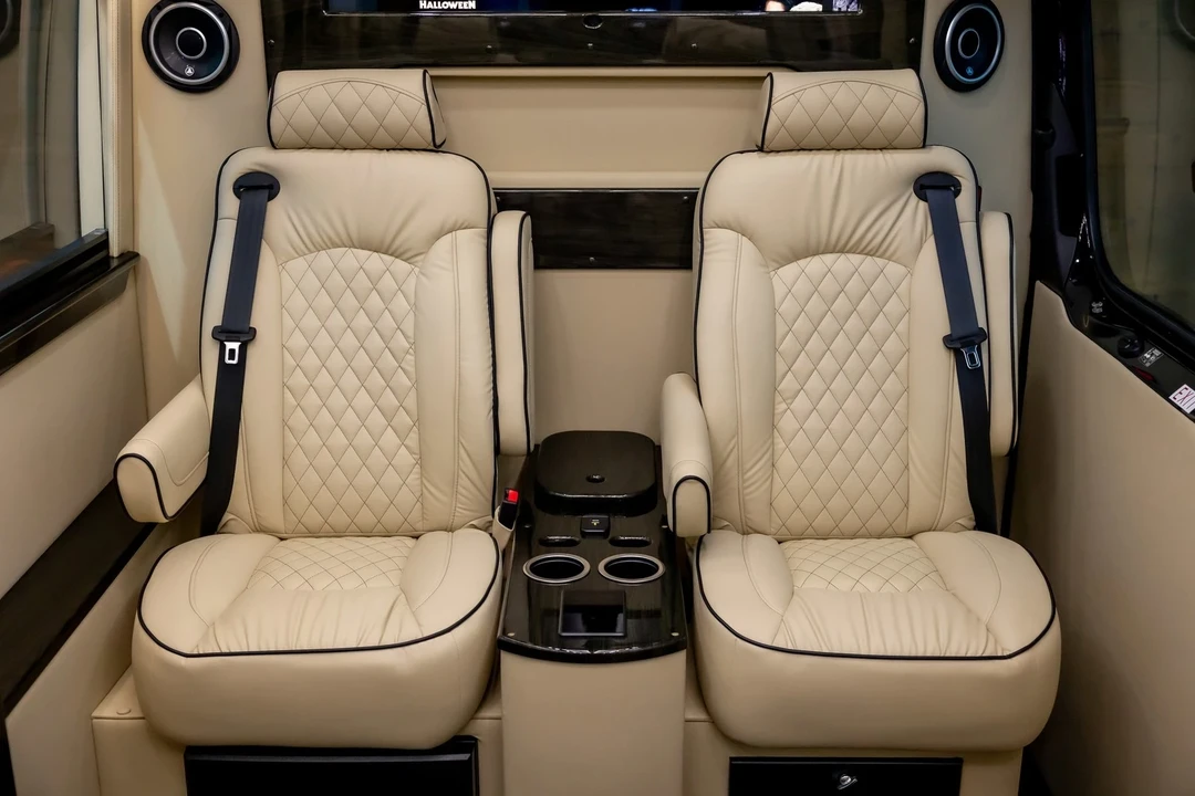 2023 Mercedes-Benz VS30 Sprinter - Image 16 of 21