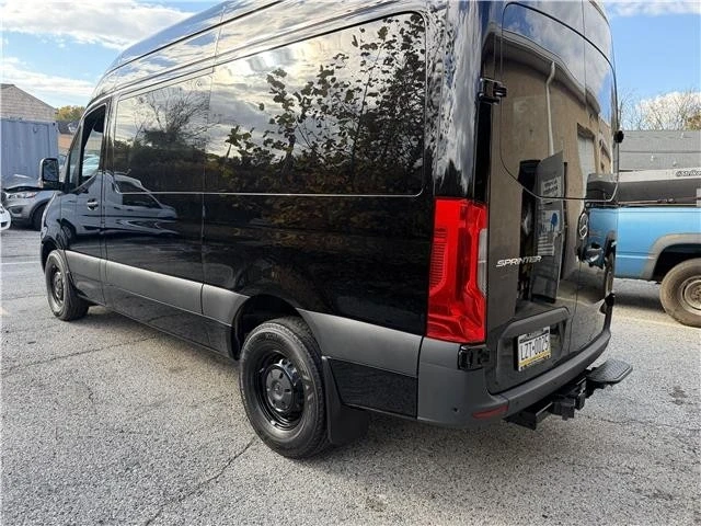 2023 Mercedes-Benz VS30 Sprinter - Image 10 of 21