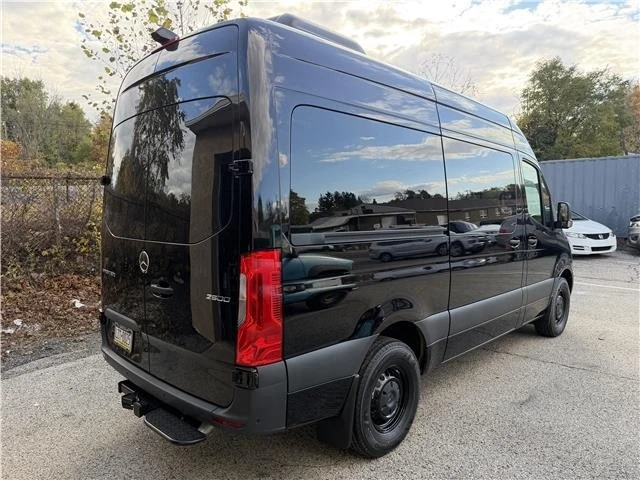 2023 Mercedes-Benz VS30 Sprinter - Image 13 of 21