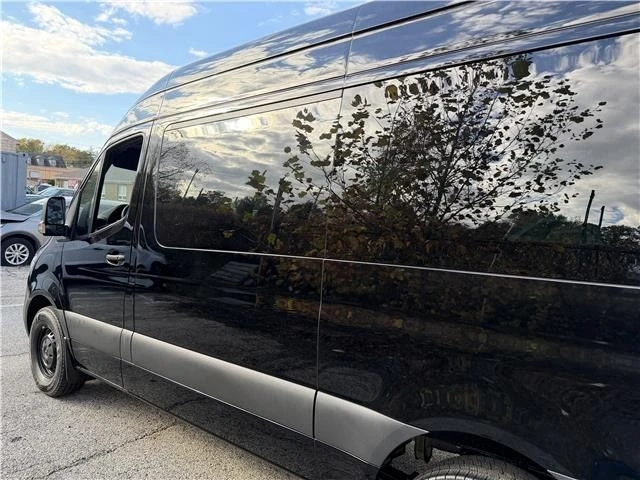 2023 Mercedes-Benz VS30 Sprinter - Image 12 of 21