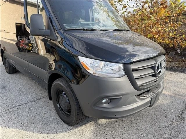 2023 Mercedes-Benz VS30 Sprinter - Image 3 of 21