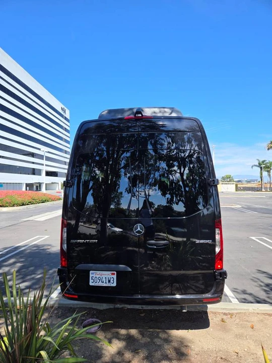 2023 Mercedes-Benz VS30 Sprinter - Image 9 of 14