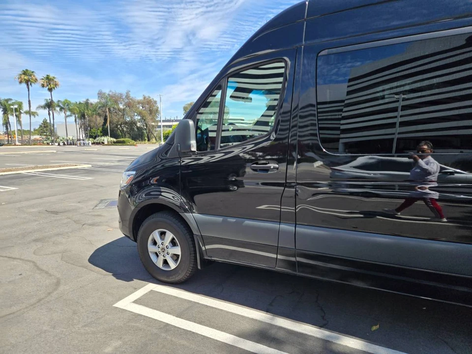 2023 Mercedes-Benz VS30 Sprinter - Image 4 of 14
