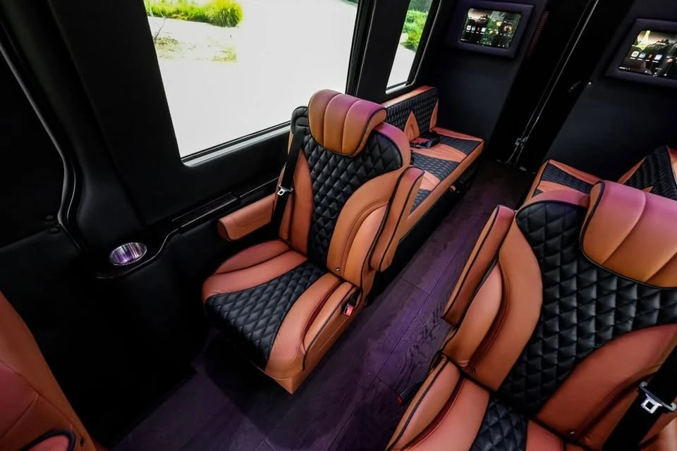 2023 Mercedes-Benz VS30 Sprinter - Image 11 of 20
