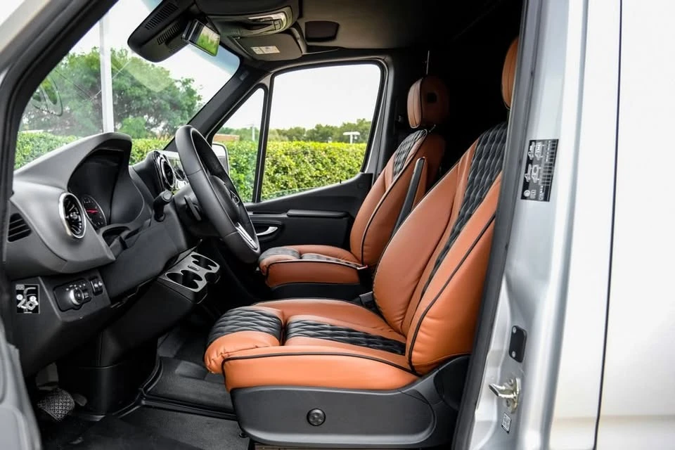 2023 Mercedes-Benz VS30 Sprinter - Image 8 of 20