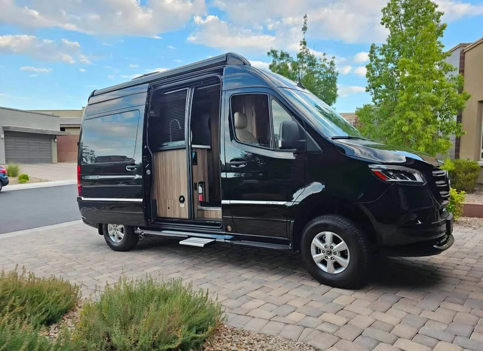 2023 Mercedes-Benz Sprinter - Image 8 of 11