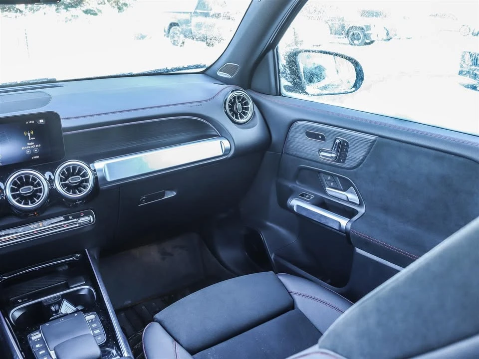 2023 Mercedes-Benz EQB - Image 8 of 14