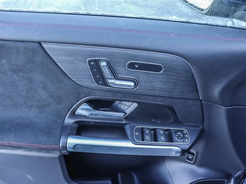 2023 Mercedes-Benz EQB - Image 5 of 14