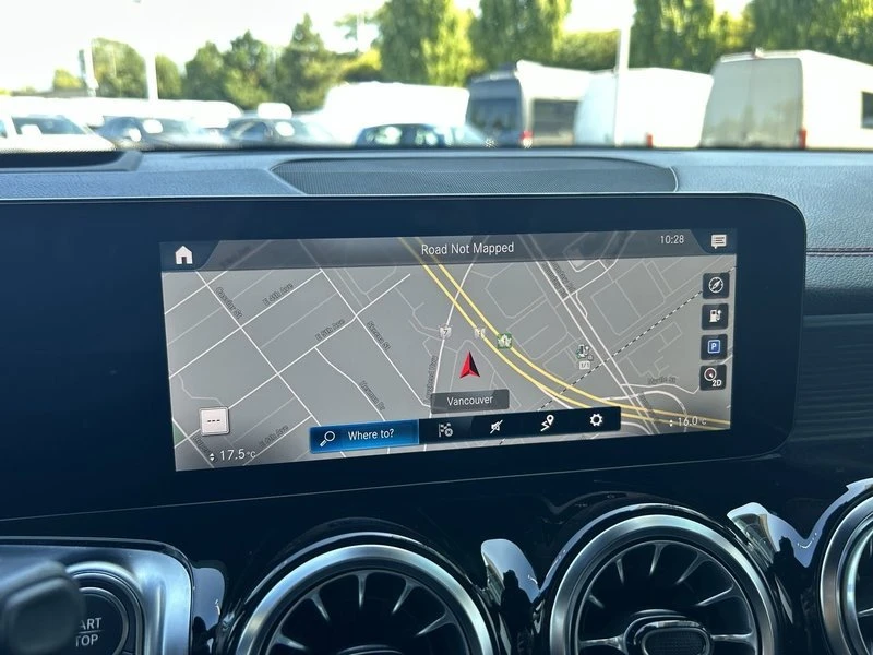 2023 Mercedes-Benz EQB - Image 13 of 20