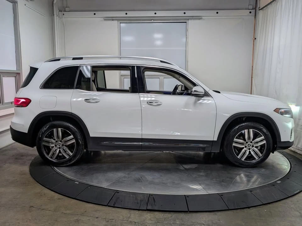 2023 Mercedes-Benz EQB - Image 10 of 20
