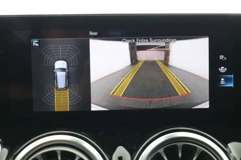 2023 Mercedes-Benz EQB - Image 18 of 19