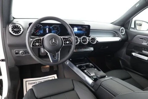 2023 Mercedes-Benz EQB - Image 11 of 19