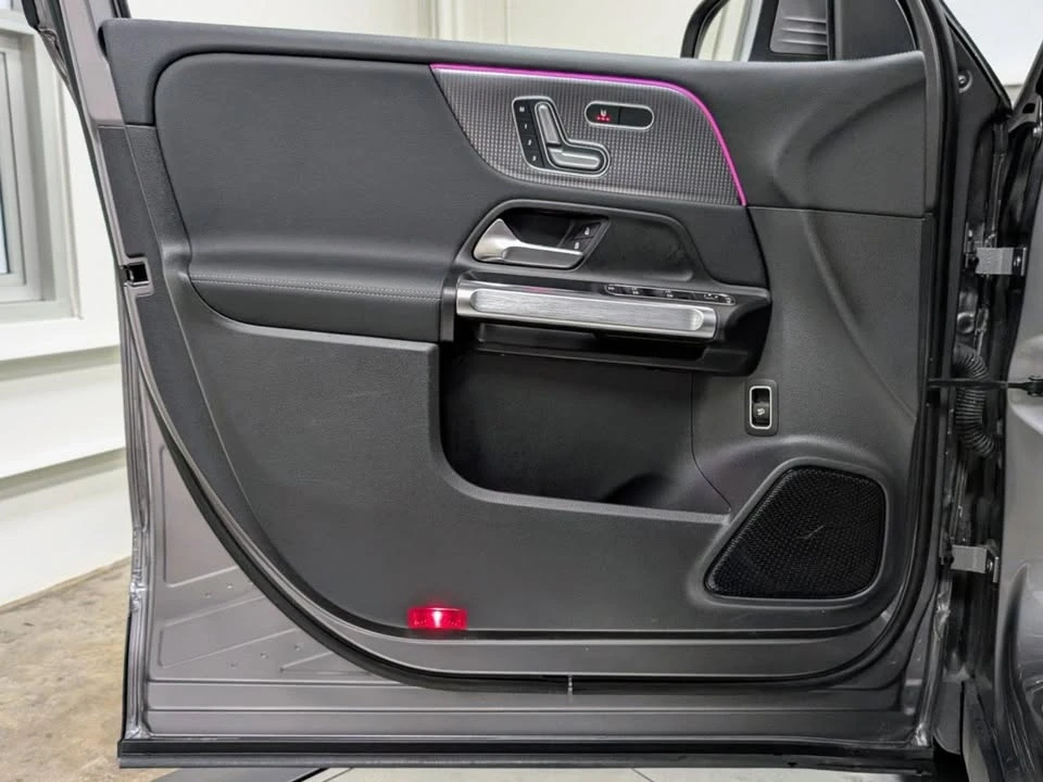 2023 Mercedes-Benz EQB - Image 13 of 20