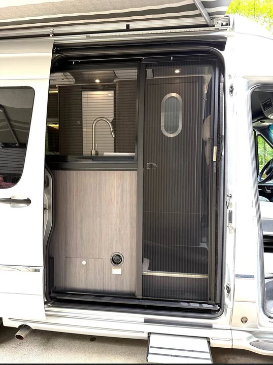 2023 Mercedes-Benz VS30 Sprinter - Image 10 of 20