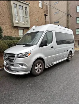 2023 Mercedes-Benz Interstate 19 Std