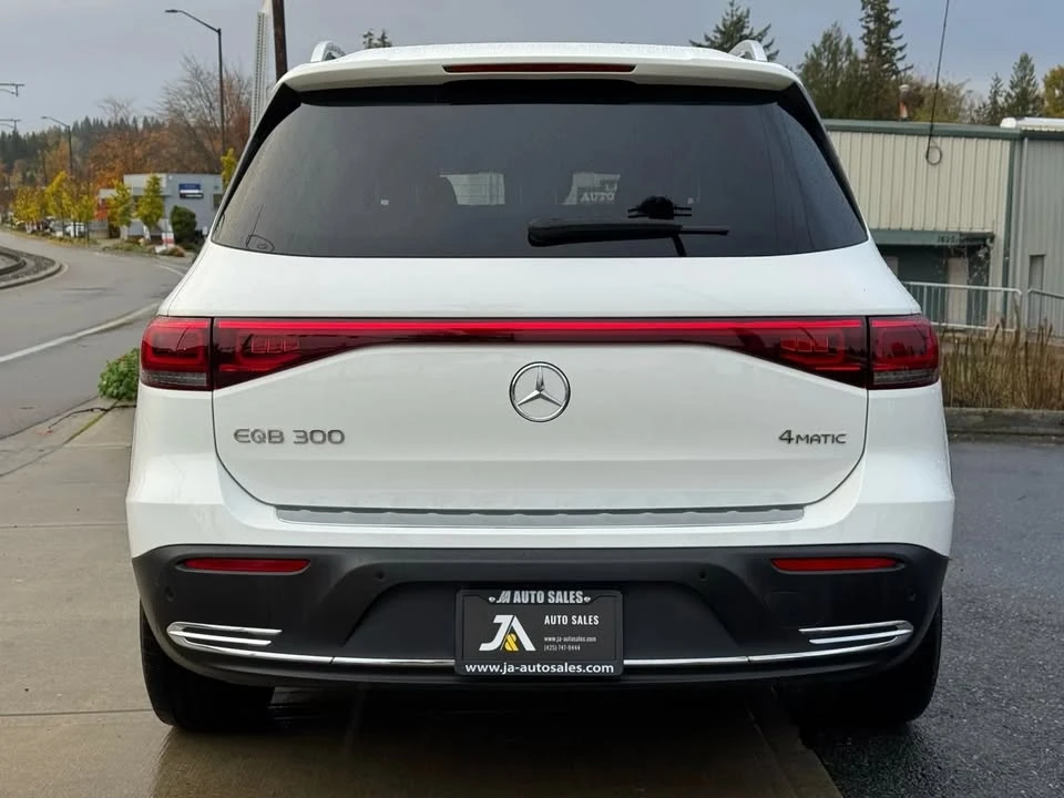 2023 Mercedes-Benz EQB - Image 10 of 20