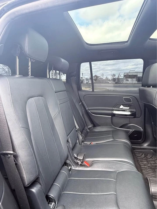 2023 Mercedes-Benz EQB - Image 10 of 13