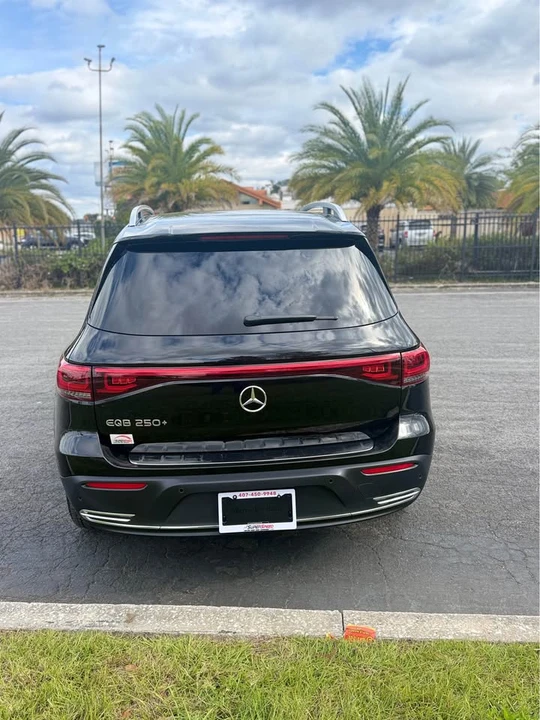 2023 Mercedes-Benz EQB - Image 4 of 13