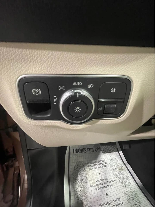 2023 Mercedes-Benz EQB - Image 15 of 19