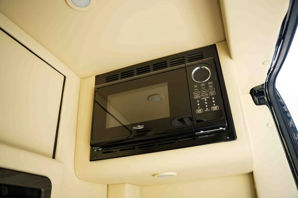 2023 Mercedes-Benz VS30 Sprinter - Image 6 of 11