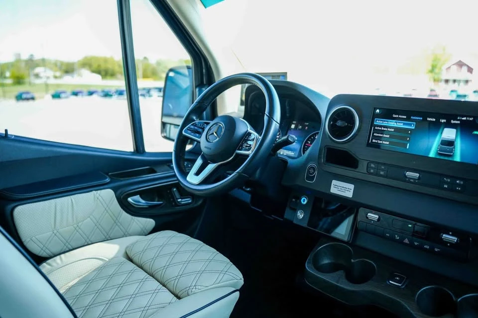 2023 Mercedes-Benz VS30 Sprinter - Image 11 of 11