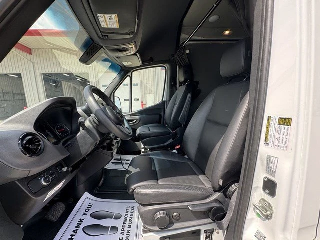 2023 Mercedes-Benz VS30 Sprinter - Image 13 of 20