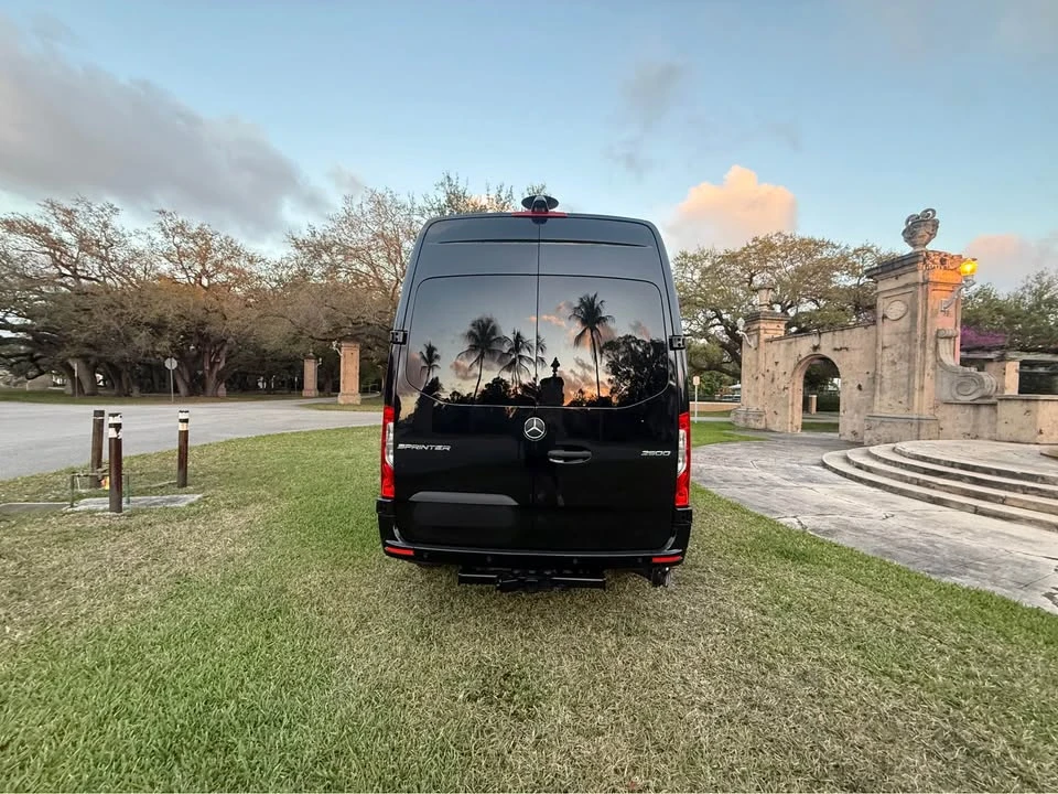 2023 Mercedes-Benz VS30 Sprinter - Image 4 of 19