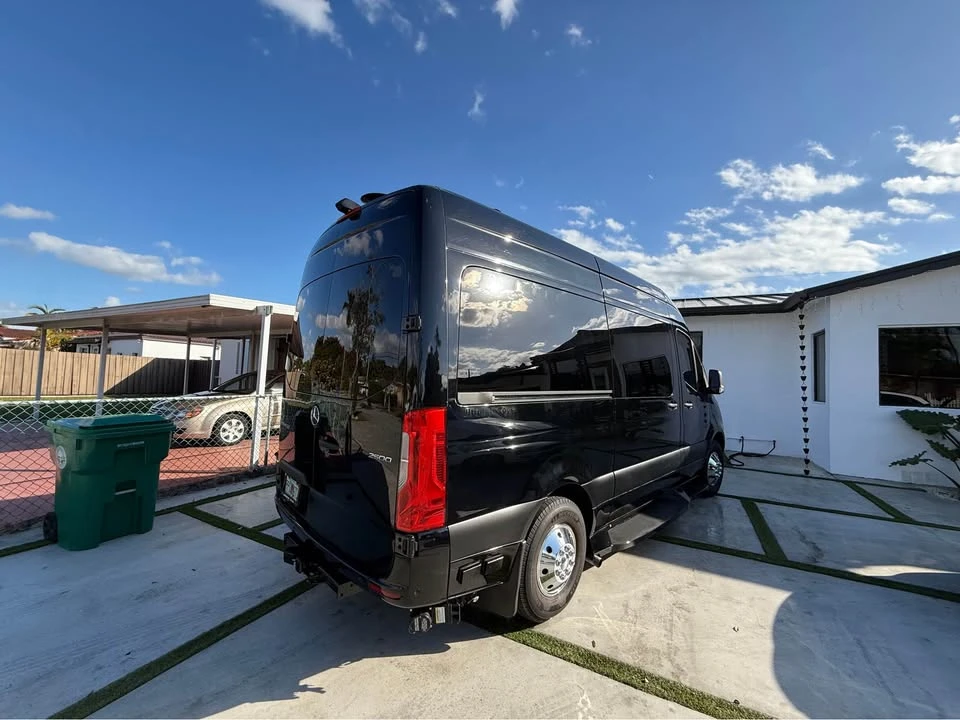 2023 Mercedes-Benz VS30 Sprinter - Image 5 of 19