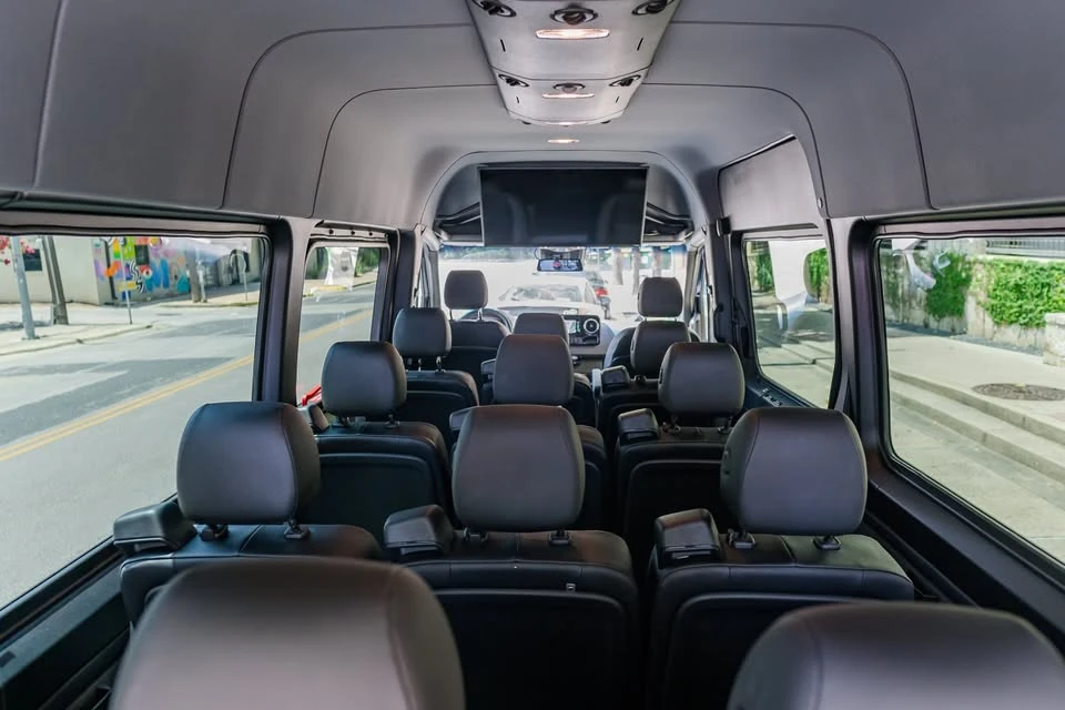 2023 Mercedes-Benz VS30 Sprinter - Image 9 of 12