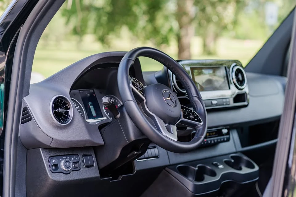 2023 Mercedes-Benz VS30 Sprinter - Image 7 of 12