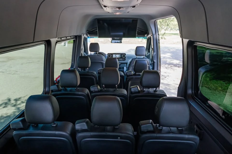 2023 Mercedes-Benz VS30 Sprinter - Image 5 of 12
