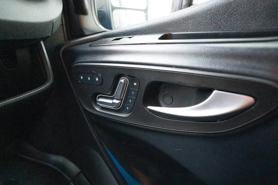 2023 Mercedes-Benz VS30 Sprinter - Image 19 of 20