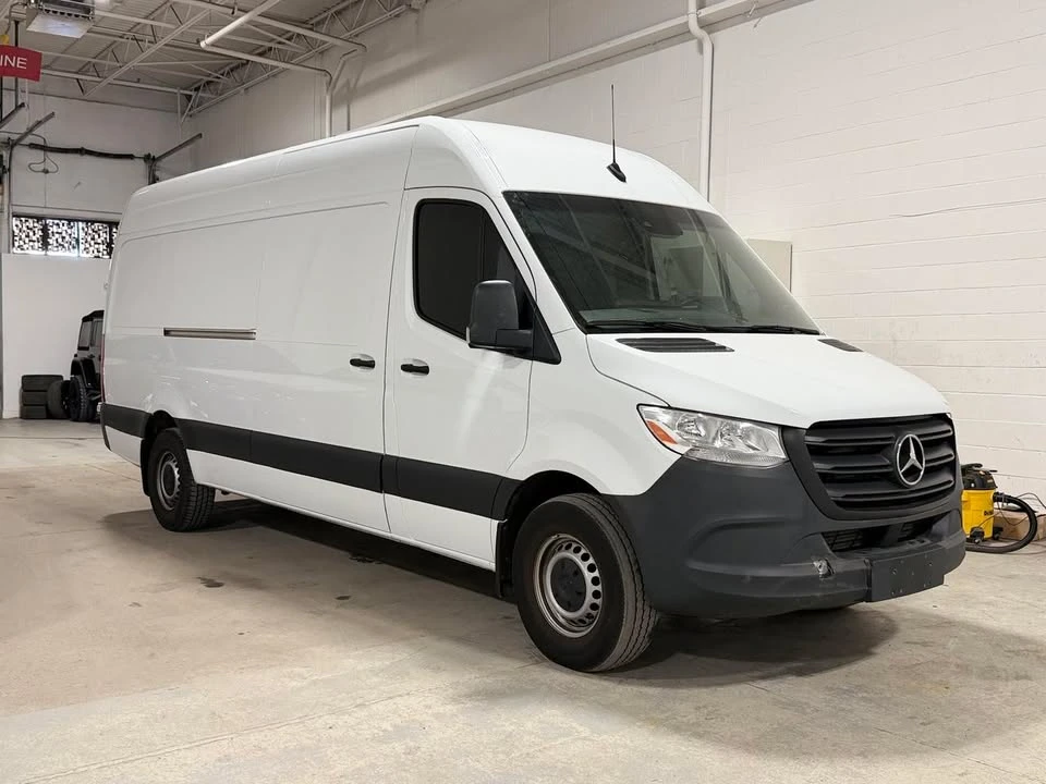 2023 Mercedes-Benz VS30 Sprinter - Image 4 of 18