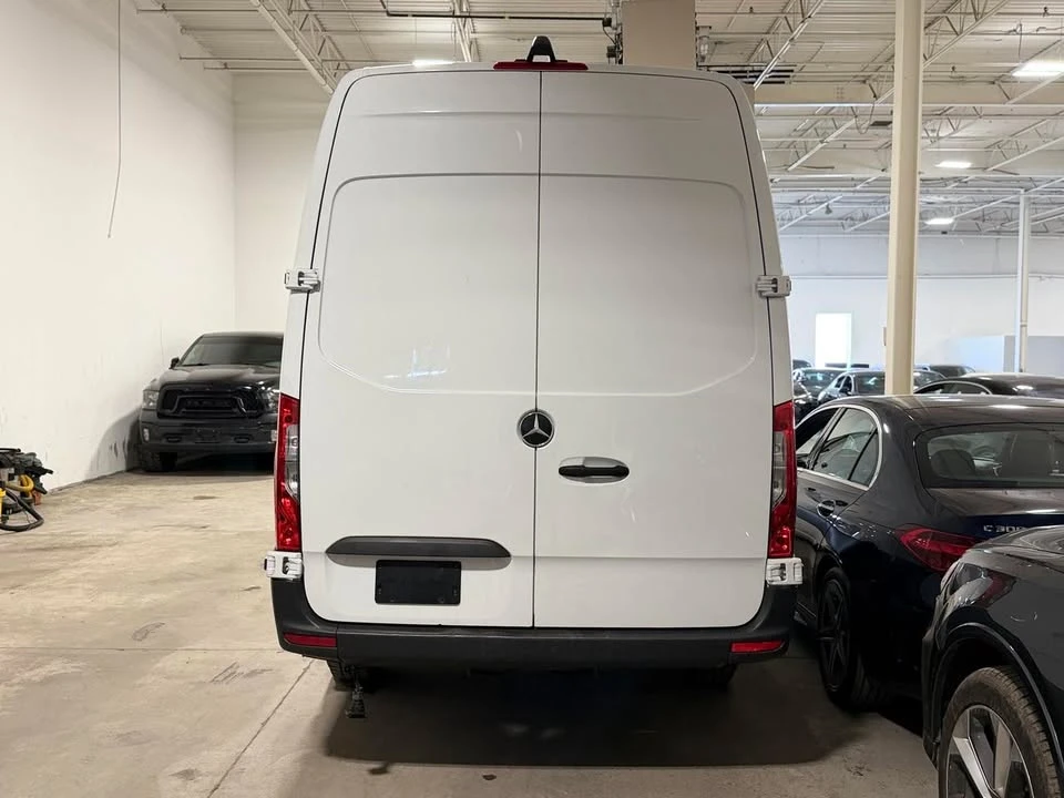 2023 Mercedes-Benz VS30 Sprinter - Image 6 of 18