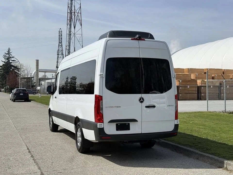 2023 Mercedes-Benz VS30 Sprinter - Image 3 of 18