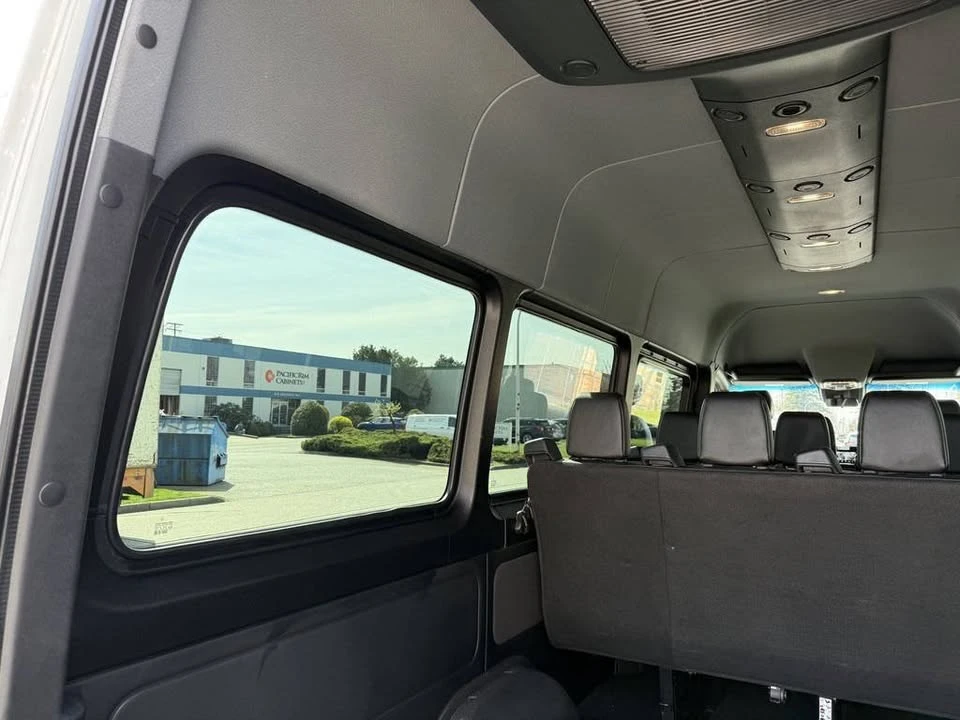 2023 Mercedes-Benz VS30 Sprinter - Image 12 of 18